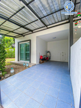 *****ทาวน์เฮาส์มือสอง โครงการ ไลโอ อีลิท กาญจนาภิเษก-เวสต์เกต หลังมุม เนื้อที่กว้าง 29 ตร.ว. ฟังก์ชัน 3 ห้องนอน 2 ห้องน้ำ 1 ที่จอดรถ พร้อมเข้าอยู่ ภายในเหมือนใหม่ ฟรี! เครื่องปรับอากาศ บนทำเลเดินทางสะดวก เชื่อมต่อถนนกาญจนาภิเษก ใกล้รถไฟฟ้าสายสีม่วง "สถานีคลองบางไผ่" และจุดขึ้นทางด่วน "กาญจนาภิเษก"