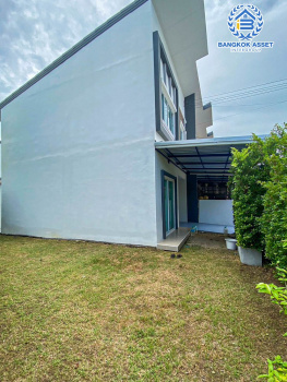 *****ทาวน์เฮาส์มือสอง โครงการ ไลโอ อีลิท กาญจนาภิเษก-เวสต์เกต หลังมุม เนื้อที่กว้าง 29 ตร.ว. ฟังก์ชัน 3 ห้องนอน 2 ห้องน้ำ 1 ที่จอดรถ พร้อมเข้าอยู่ ภายในเหมือนใหม่ ฟรี! เครื่องปรับอากาศ บนทำเลเดินทางสะดวก เชื่อมต่อถนนกาญจนาภิเษก ใกล้รถไฟฟ้าสายสีม่วง "สถานีคลองบางไผ่" และจุดขึ้นทางด่วน "กาญจนาภิเษก"