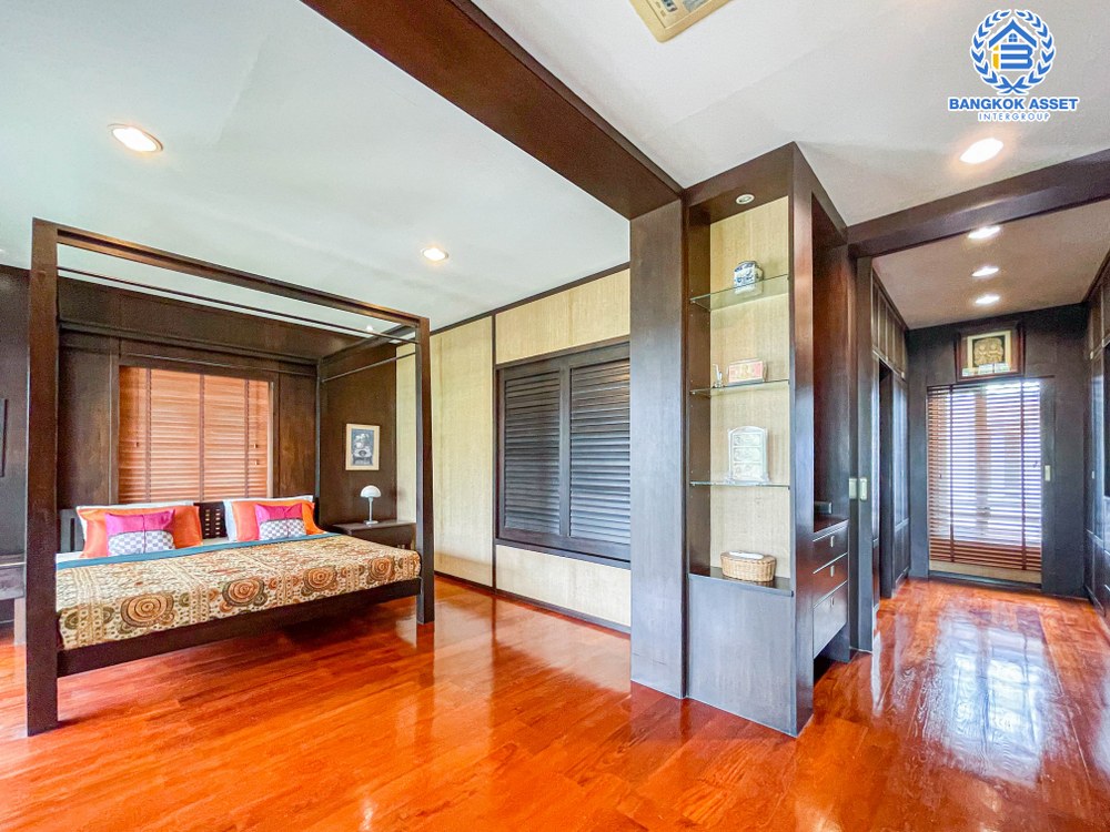 *****บ้านเดี่ยวมือสอง โครงการ โนเบิลอนาวานา บรมราชชนนี เนื้อที่กว้าง 129.10 ตร.ว. ฟังก์ชัน 4 ห้องนอน 4 ห้องน้ำ 2 ที่จอดรถ บ้านหลังใหญ่ ออกแบบสไตล์รีสอร์ท บนทำเลแห่งการเดินทาง เข้า-ออกในเมืองได้ง่าย เชื่อมต่อถนนกาญจนาภิเษก ถนนศาลาธรรมสพ ถนนพุทธมณฑลสาย 2 ใกล้เซ็นทรัลศาลายา