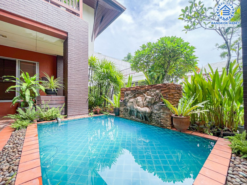 *****บ้านเดี่ยวมือสอง โครงการ โนเบิลอนาวานา บรมราชชนนี เนื้อที่กว้าง 129.10 ตร.ว. ฟังก์ชัน 4 ห้องนอน 4 ห้องน้ำ 2 ที่จอดรถ บ้านหลังใหญ่ ออกแบบสไตล์รีสอร์ท บนทำเลแห่งการเดินทาง เข้า-ออกในเมืองได้ง่าย เชื่อมต่อถนนกาญจนาภิเษก ถนนศาลาธรรมสพ ถนนพุทธมณฑลสาย 2 ใกล้เซ็นทรัลศาลายา