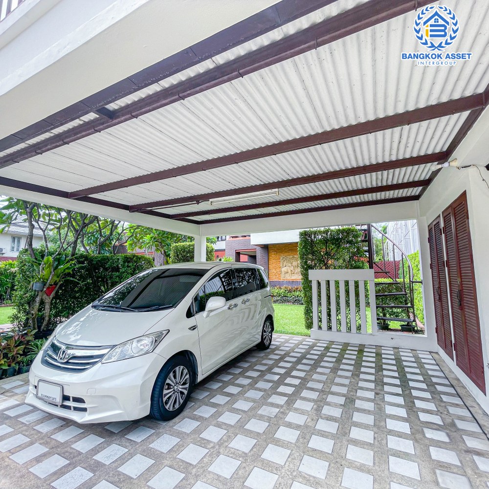 *****บ้านเดี่ยวมือสอง โครงการ โนเบิลอนาวานา บรมราชชนนี เนื้อที่กว้าง 129.10 ตร.ว. ฟังก์ชัน 4 ห้องนอน 4 ห้องน้ำ 2 ที่จอดรถ บ้านหลังใหญ่ ออกแบบสไตล์รีสอร์ท บนทำเลแห่งการเดินทาง เข้า-ออกในเมืองได้ง่าย เชื่อมต่อถนนกาญจนาภิเษก ถนนศาลาธรรมสพ ถนนพุทธมณฑลสาย 2 ใกล้เซ็นทรัลศาลายา