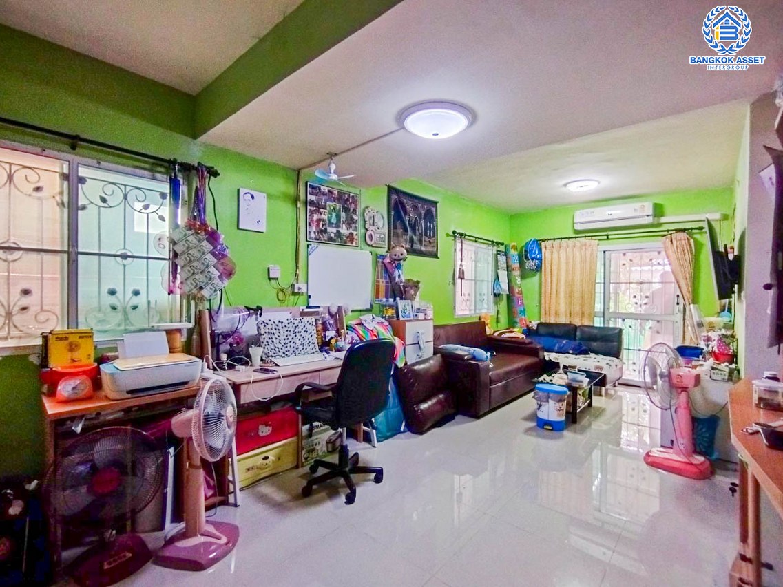 *****ทาวน์เฮ้าส์มือสองนนทบุรี โครงการ พฤกษา54/2 กาญจนาภิเษก หลังมุม! เนื้อที่กว้าง 24 ตร.ว. ฟังก์ชัน 3 ห้องนอน 2 ห้องน้ำ 1 ที่จอดรถ บ้านสภาพดี แถมฟรี! 2 เครื่องปรับอากาศ 2 เครื่องทำน้ำอุ่น บนทำเลดี เดินทางสะดวก เชื่อมต่อ ถนนกาญจนาภิเษก, ถนนรัตนาธิเบศร์ ใกล้รถไฟฟ้าสายสีม่วง "สถานีคลองบางไผ่"