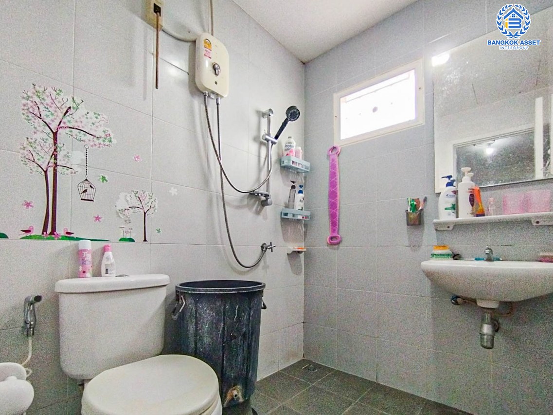 *****ทาวน์เฮ้าส์มือสองนนทบุรี โครงการ พฤกษา54/2 กาญจนาภิเษก หลังมุม! เนื้อที่กว้าง 24 ตร.ว. ฟังก์ชัน 3 ห้องนอน 2 ห้องน้ำ 1 ที่จอดรถ บ้านสภาพดี แถมฟรี! 2 เครื่องปรับอากาศ 2 เครื่องทำน้ำอุ่น บนทำเลดี เดินทางสะดวก เชื่อมต่อ ถนนกาญจนาภิเษก, ถนนรัตนาธิเบศร์ ใกล้รถไฟฟ้าสายสีม่วง "สถานีคลองบางไผ่"