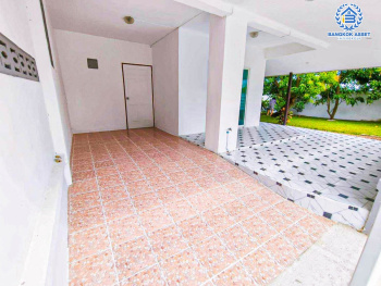 *****ทาวน์เฮ้าส์มือสองนนทบุรี โครงการ พฤกษา3 วัดลาดปลาดุก หลังมุม! เนื้อที่กว้างมากถึง 41.7 ตร.ว. ฟังก์ชัน 3 ห้องนอน 2 ห้องน้ำ 1 ที่จอดรถ พื้นที่ด้านข้างปลูกต้นไม้ เเละวิวทุ่งนา อากาศสดชื่น แถมฟรี! 1 เครื่องทำน้ำอุ่น บนทำเลแห่งการเดินทาง ใกล้รถไฟฟ้าสายสีม่วง "สถานีคลองบางไผ่" จองเลย