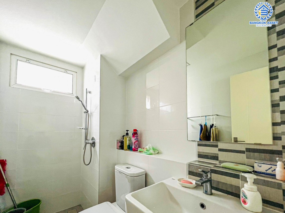 *****บ้านเดี่ยวมือสองนนทบุรี โครงการ ชัยพฤกษ์ เวสต์เกต คุณภาพระดับ L&H เนื้อที่กว้างเกือบ 54 ตร.ว. ฟังก์ชัน 3 ห้องนอน 3 ห้องน้ำ 2 ที่จอดรถ บ้านสภาพใหม่ บนทำเลแห่งการเดินทาง เชื่อมต่อถนนแก้วอินทร์, ถนนกาญจนาภิเษก ใกล้รถไฟฟ้าสายสีม่วง "สถานีตลาดบางใหญ่"