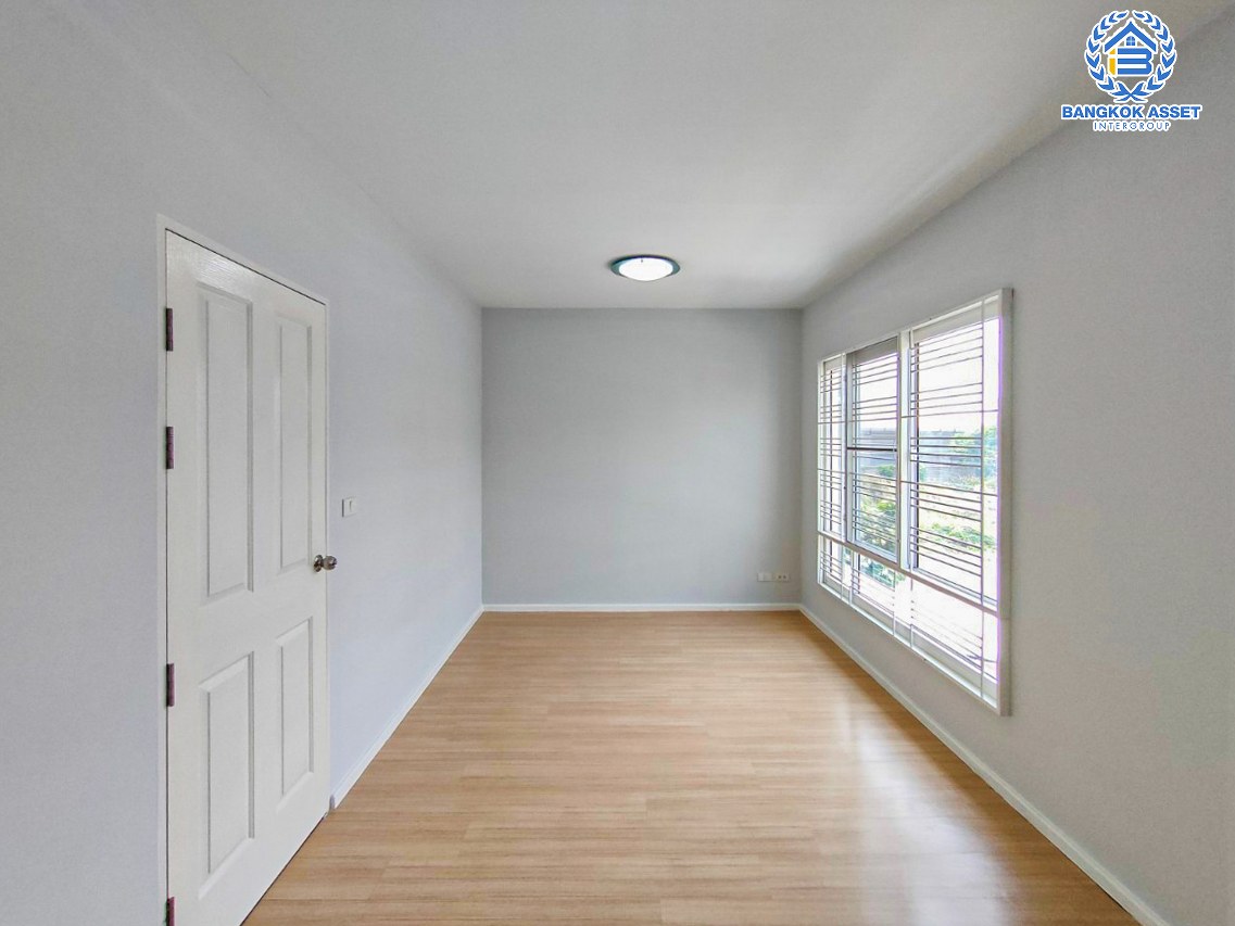 ทาวน์เฮ้าส์มือสองนนทบุรี โครงการ พลีโน่ ปิ่นเกล้า-วงแหวนฯ เนื้อที่ 18 ตร.ว. ฟังก์ชัน 3 ห้องนอน 2 ห้องน้ำ 1 ที่จอดรถ บ้านสวย ปรับปรุงใหม่ พร้อมอยู่ บนทำเลแห่งการเดินทาง เชื่อมต่อถนนกาญจนาภิเษก ใกล้ทางด่วน "ศรีรัช" และรถไฟฟ้าสายสีม่วง "สถานีตลาดบางใหญ่"...