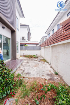 *****บ้านแฝดมือสอง โครงการ ทิพธนา เพชรเกษม53 เนื้อที่ 48.10 ตร.ว. ฟังก์ชัน 3 ห้องนอน 3 ห้องน้ำ 2 ที่จอดรถ รอบบ้านกว้างขวาง บ้านสภาพดีมากพร้อมเข้าอยู่ บนทำเลเดินทางสะดวก เชื่อมต่อถนนเพชรเกษม ถนนกาญจนาภิเษก ใกล้โครงการรถไฟฟ้าสายสีน้ำเงิน "สถานีบางแค" และจุดขึ้นทางด่วน "พระราม2"