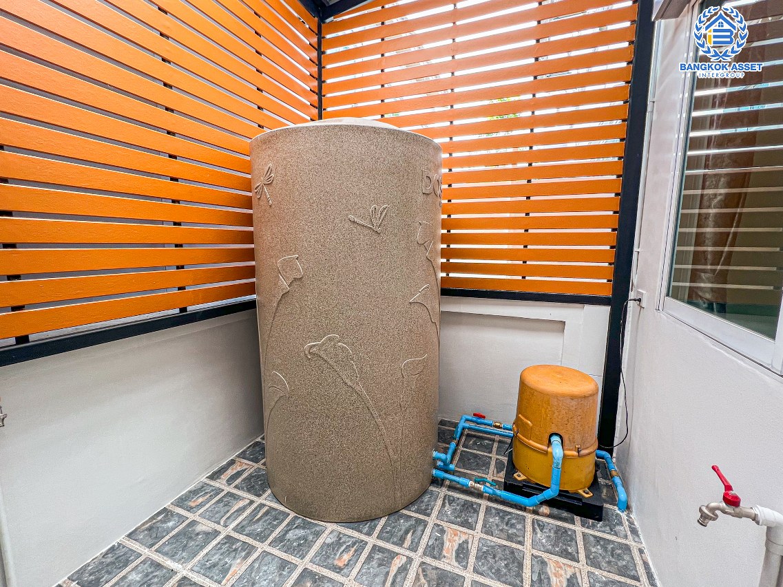 *****ทาวน์เฮ้าส์มือสองนนทบุรี โครงการ คาซ่าซิตี้ ราชพฤกษ์-พระราม5 เนื้อที่กว้าง 21.2 ตร.ว. ฟังก์ชัน 4 ห้องนอน 3 ห้องน้ำ 2 ที่จอดรถ หน้าบ้านไม่ชนใคร บนทำเลเดินทางสะดวก เชื่อมต่อถนนรัตนาธิเบศร์, ถนนกาญจนาภิเษก ใกล้รถไฟฟ้าสายสีม่วง "สถานีบางพลู" เพียง 10 นาทีเท่านั้น!