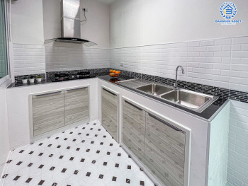 *****ทาวน์เฮ้าส์มือสองนนทบุรี โครงการ คาซ่าซิตี้ ราชพฤกษ์-พระราม5 เนื้อที่กว้าง 21.2 ตร.ว. ฟังก์ชัน 4 ห้องนอน 3 ห้องน้ำ 2 ที่จอดรถ หน้าบ้านไม่ชนใคร บนทำเลเดินทางสะดวก เชื่อมต่อถนนรัตนาธิเบศร์, ถนนกาญจนาภิเษก ใกล้รถไฟฟ้าสายสีม่วง "สถานีบางพลู" เพียง 10 นาทีเท่านั้น!