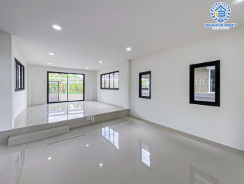 *****บ้านเดี่ยวมือสอง โครงการ กอบแก้ว1 กาญจนาภิเษก เนื้อที่ 63 ตร.ว. ฟังก์ชัน 3 ห้องนอน 3 ห้องน้ำ 3 ที่จอดรถ บ้านตกแต่งใหมาทั้งหลัง พร้อมเข้าอยู่ บนทำเลศักยภาพ เชื่อมต่อการเดินทางหลากหลาย ทั้งถนนกาญจนาภิเษก ถนนเพชรเกษม ถนนสิรินธร และจุดขึ้นทางด่วน "ฉิมพลี"