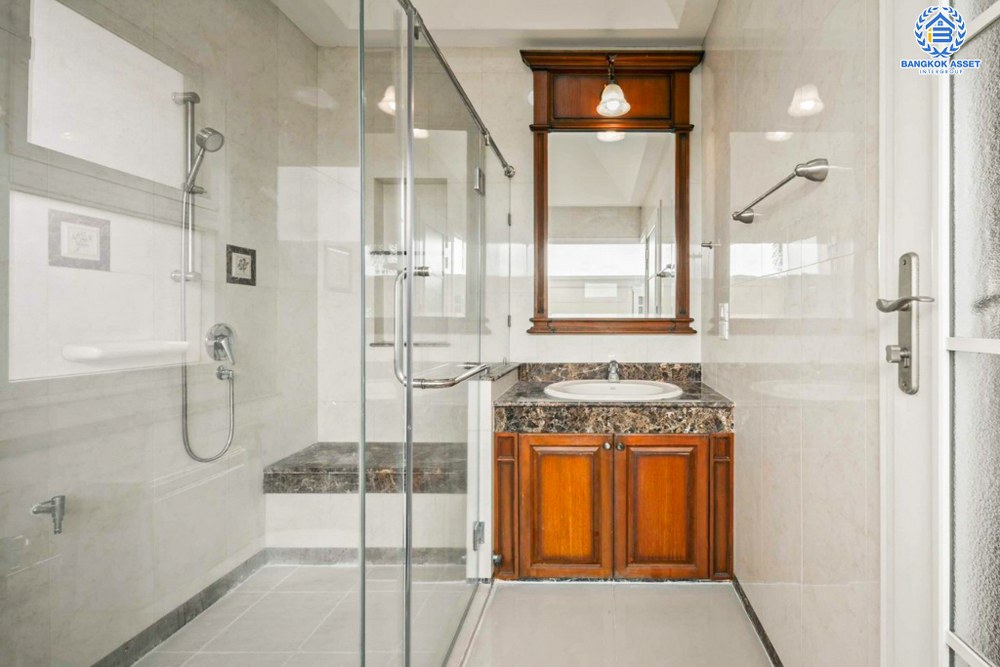 *****บ้านเดี่ยวมือสอง โครงการ ลดาวัลย์ พุทธมณฑลสาย2 เนื้อที่ 101 ตร.ว. ฟังก์ชัน 4 ห้องนอน 3 ห้องน้ำ 2 ที่จอดรถ บ้านสวยตกแต่งใหม่ทั้งหลัง พร้อมเข้าอยู่ บนทำเลเดินทางสะดวก เชื่อมต่อถนนเพชรเกษม ถนนพุทธมณฑลสาย2 ถนนสิรินธร ใกล้รถไฟฟ้าสายสีน้ำเงิน "สถานีหลักสอง"