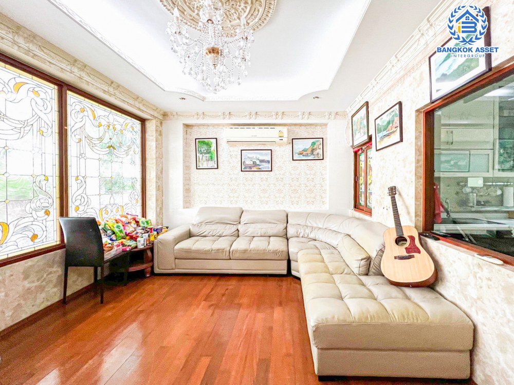 *****บ้านเดี่ยวมือสอง โครงการ ไลฟ์บางกอกบูเลอวาร์ด พิบูลสงคราม หลังมุม เนื้อที่ 61.30 ตร.ว. ฟังก์ชัน 2 ห้องนอน 3 ห้องน้ำ 2 ที่จอดรถ บ้านสภาพดี พื้นที่ใช้สอยกว้างขวาง บนทำเลแห่งการเดินทาง เชื่อมต่อถนนนครอินทร์ ถนนวงศ์สว่าง ใกล้รถไฟฟ้าสายสีม่วง "สถานีเเยกติวานนท์" และจุดขึ้นทางพิเศษประจิมรัถยา