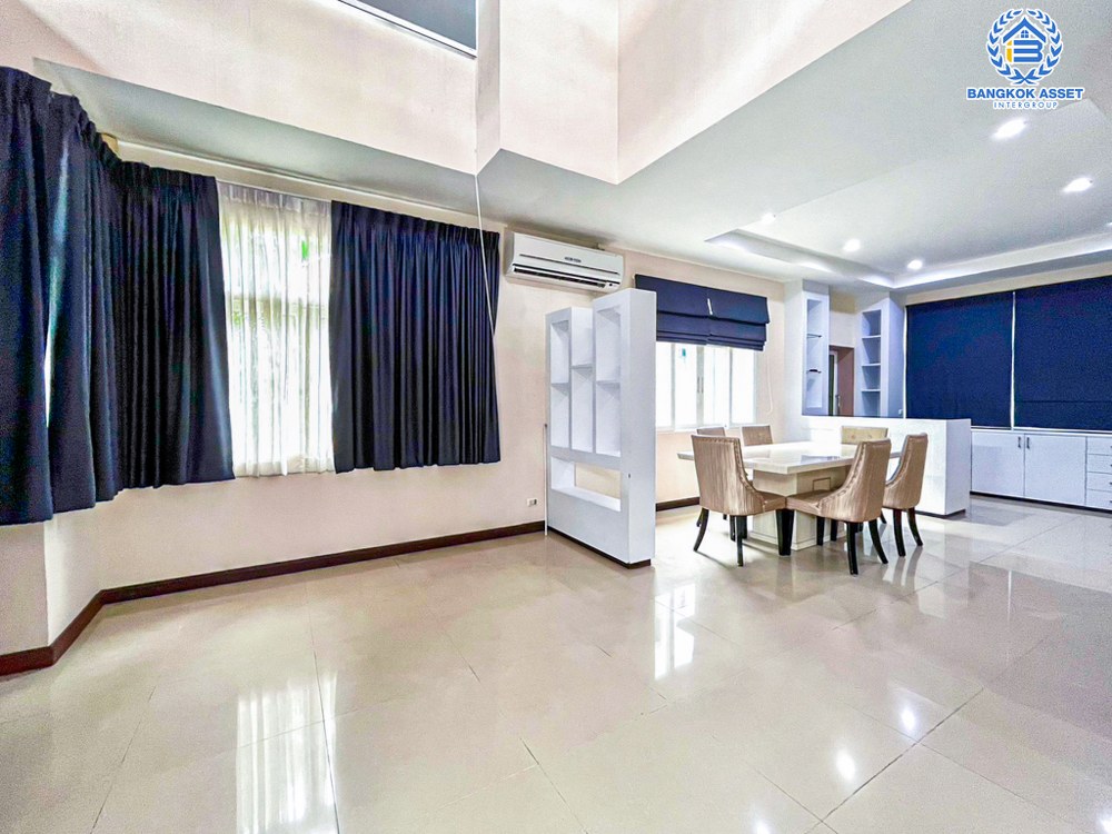 *****บ้านเดี่ยวมือสอง โครงการ นันทวดี บางศรีเมือง เนื้อที่ 77 ตร.ว. ฟังก์ชัน 4 ห้องนอน 4 ห้องน้ำ 2 ที่จอดรถ บ้านหลังใหญ่ สภาพภายในดีเยี่ยม พร้อมเข้าอยู่ บนทำเลแห่งการเดินทาง เชื่อมต่อถนนรัตนาธิเบศร์ ถนนติวานนท์ ถนนนครอินทร์ ใกล้รถไฟฟ้าสายสีม่วง "สถานีพระนั่งเกล้า" จองเลย!