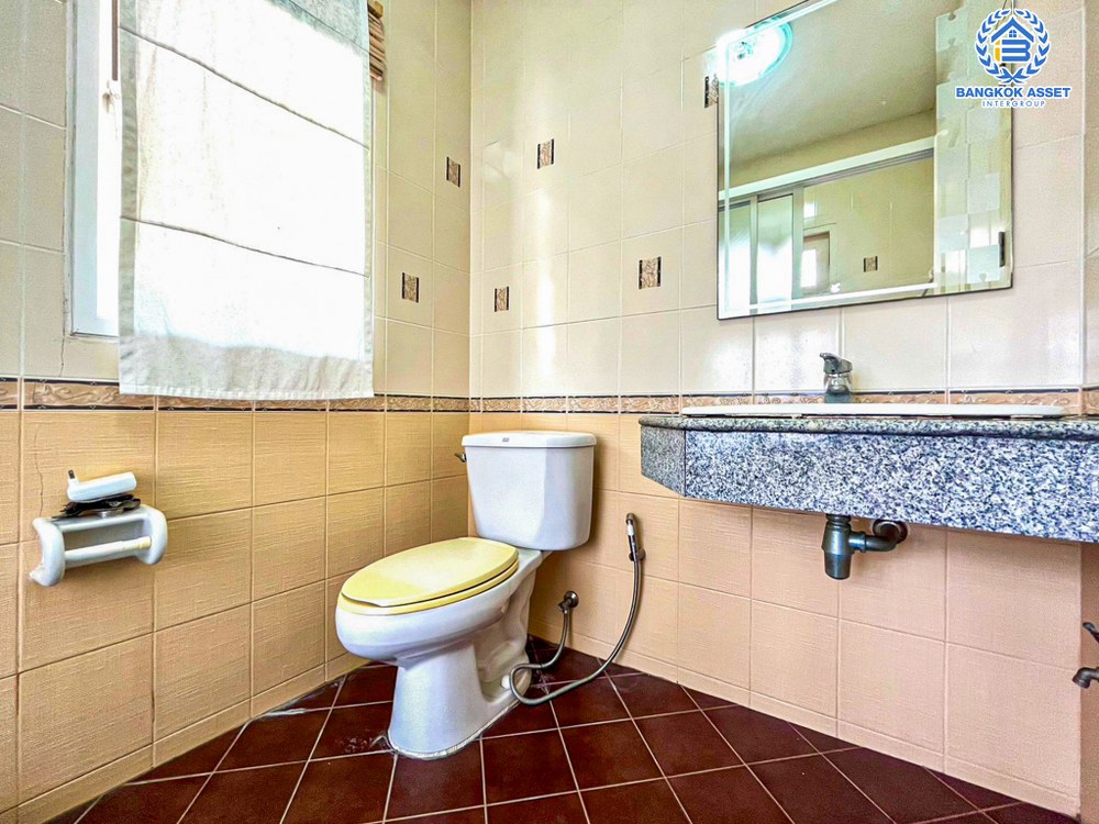 *****บ้านเดี่ยวมือสอง โครงการ นันทวดี บางศรีเมือง เนื้อที่ 77 ตร.ว. ฟังก์ชัน 4 ห้องนอน 4 ห้องน้ำ 2 ที่จอดรถ บ้านหลังใหญ่ สภาพภายในดีเยี่ยม พร้อมเข้าอยู่ บนทำเลแห่งการเดินทาง เชื่อมต่อถนนรัตนาธิเบศร์ ถนนติวานนท์ ถนนนครอินทร์ ใกล้รถไฟฟ้าสายสีม่วง "สถานีพระนั่งเกล้า" จองเลย!