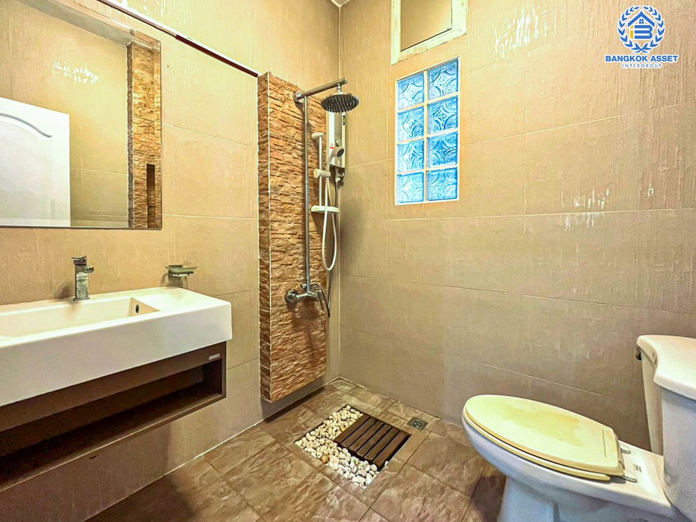 *****บ้านเดี่ยวมือสอง โครงการ นันทวดี บางศรีเมือง เนื้อที่ 77 ตร.ว. ฟังก์ชัน 4 ห้องนอน 4 ห้องน้ำ 2 ที่จอดรถ บ้านหลังใหญ่ สภาพภายในดีเยี่ยม พร้อมเข้าอยู่ บนทำเลแห่งการเดินทาง เชื่อมต่อถนนรัตนาธิเบศร์ ถนนติวานนท์ ถนนนครอินทร์ ใกล้รถไฟฟ้าสายสีม่วง "สถานีพระนั่งเกล้า" จองเลย!