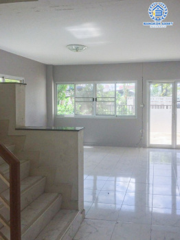 *****บ้านแฝดมือสองกรุงเทพมหานคร หมู่บ้าน เพชรเกษม68 แยก 37 เนื้อที่กว้าง 37.7 ตร.ว. ฟังก์ชัน 3 ห้องนอน 2 ห้องน้ำ 2 ที่จอดรถ บ้านสภาพพร้อมอยู่ บนทำเลดี เชื่อมต่อถนนเพชรเกษม ถนนพุทธมณฑล สาย 1 ใกล้จุดขึ้นทางด่วน "พระราม2" และรถไฟฟ้าสายสีน้ำเงิน "สถานีบางแค" เพียง 12 นาทีเท่านั้น!!