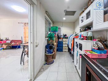 *****ทาวน์เฮ้าส์มือสองนนทบุรี โครงการ พฤกษาวิลล์28 วงแหวน-รัตนาธิเบศร์ หลังมุม เนื้อที่กว้างมากถึง 26 ตร.ว. ฟังก์ชัน 3 ห้องนอน 2 ห้องน้ำ 1 ที่จอดรถ ใกล้ส่วนกลาง บนทำเลแห่งการเดินทาง เชื่อมต่อถนนกาญจนาภิเษก ใกล้รถไฟฟ้าสายสีม่วง "สถานีตลาดบางใหญ่" และจุดขึ้นทางด่วน "กาญจนาภิเษก"