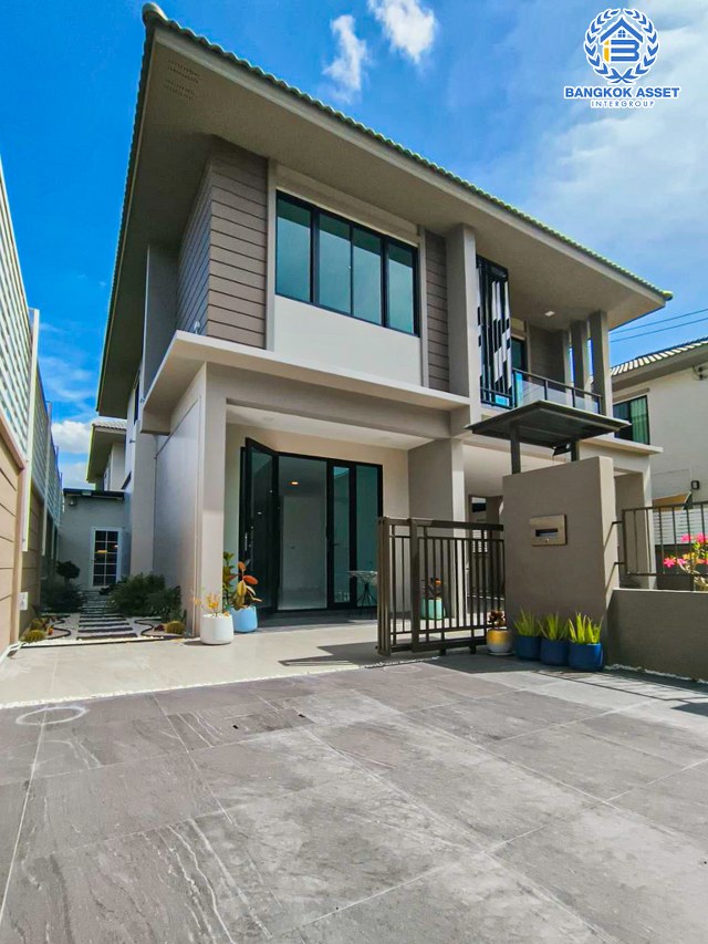 *****บ้านเดี่ยวมือสองกรุงเทพมหานคร โครงการ เดอะรักซ์ รามอินทรา-หทัยราษฎร์ หลังมุม! เนื้อที่กว้างขวางถึง 56.3 ตร.ว. ฟังก์ชัน 4 ห้องนอน 3 ห้องน้ำ 2 ที่จอดรถ สภาพใหม่ ไม่เคยเข้าอยู่ ระบบประปาพร้อมกรองน้ำดี แถมฟรี! 1 เครื่องปรับอากาศ 2 เครื่องทำน้ำอุ่น บนทำเลดี ใกล้จุดขึ้นทางด่วน "รามอินทรา" จองเลย!