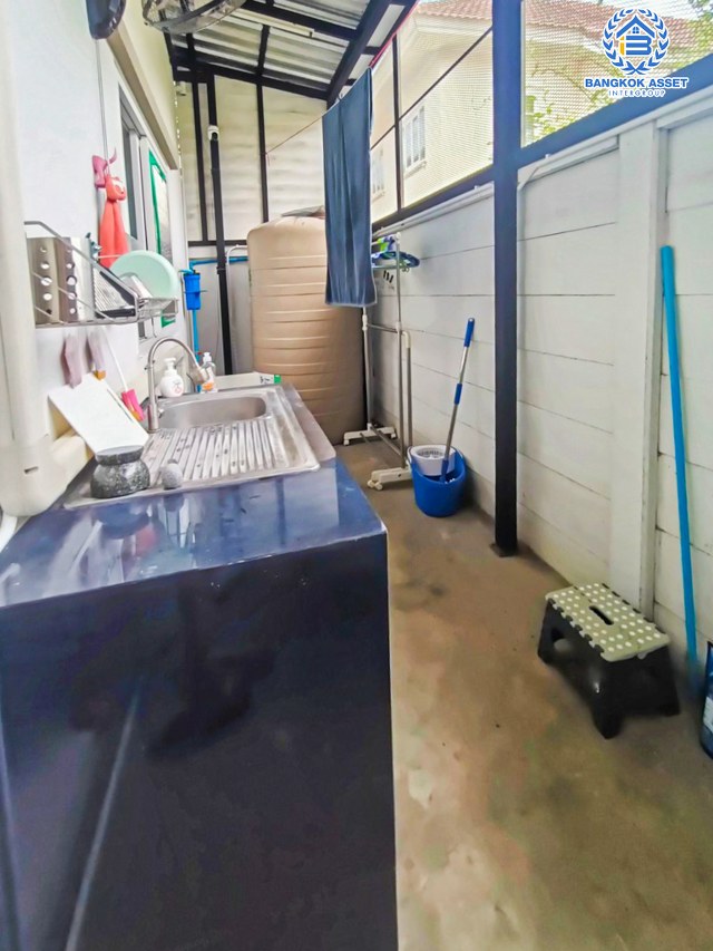 *****ทาวน์เฮ้าส์มือสองนนทบุรี โครงการ ภูมิธารา บ้านกล้วย-ไทรน้อย เนื้อที่ 19.7 ตร.ว. ฟังก์ชัน 2 ห้องนอน 2 ห้องน้ำ 2 ที่จอดรถ บ้านสภาพสวยสุดๆ บนทำเลแห่งการเดินทาง เชื่อมต่อถนนกาญจนาภิเษก ใกล้รถไฟฟ้าสายสีม่วง "สถานีคลองบางไผ่" และจุดขึ้นทางด่วน "ศรีรัช"