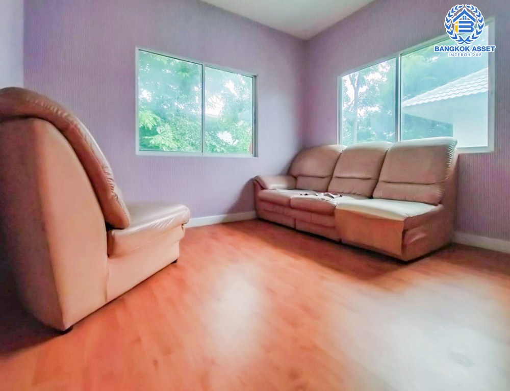 *****บ้านเดี่ยวมือสอง มณีรินทร์ เลค&พาร์ค 345 เนื้อที่ 79.60 ตร.ว. ฟังก์ชัน 3 ห้องนอน 3 ห้องน้ำ 3 ที่จอดรถ บ้านหลังใหญ่พร้อมอยู่ บนทำเลเดินทางสะดวก เชื่อมต่อถนน 345 ถนนราชพฤกษ์ ถนนศรีสมาน ใกล้โรบินสันไลฟ์สไตล์ จุดขึ้นทางด่วน "ศรีสมาน"