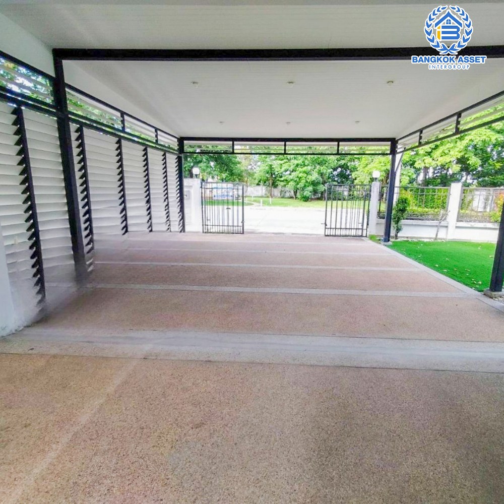 *****บ้านเดี่ยวมือสอง มณีรินทร์ เลค&พาร์ค 345 เนื้อที่ 79.60 ตร.ว. ฟังก์ชัน 3 ห้องนอน 3 ห้องน้ำ 3 ที่จอดรถ บ้านหลังใหญ่พร้อมอยู่ บนทำเลเดินทางสะดวก เชื่อมต่อถนน 345 ถนนราชพฤกษ์ ถนนศรีสมาน ใกล้โรบินสันไลฟ์สไตล์ จุดขึ้นทางด่วน "ศรีสมาน"