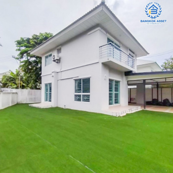 *****บ้านเดี่ยวมือสอง มณีรินทร์ เลค&พาร์ค 345 เนื้อที่ 79.60 ตร.ว. ฟังก์ชัน 3 ห้องนอน 3 ห้องน้ำ 3 ที่จอดรถ บ้านหลังใหญ่พร้อมอยู่ บนทำเลเดินทางสะดวก เชื่อมต่อถนน 345 ถนนราชพฤกษ์ ถนนศรีสมาน ใกล้โรบินสันไลฟ์สไตล์ จุดขึ้นทางด่วน "ศรีสมาน"