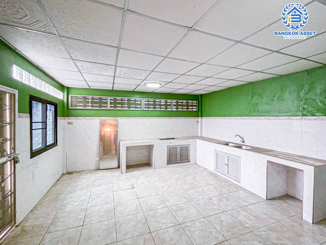 *****บ้านแฝดมือสองนนทบุรี โครงการ พฤกษา14 วัดลาดปลาดุก เนื้อที่กว้าง 36.5 ตร.ว. ฟังก์ชัน 3 ห้องนอน 2 ห้องน้ำ 1 ที่จอดรถ บ้านสภาพดี พร้อมเข้าอยู่ บนทำเลดี เชื่อมต่อถนนกาญจนาภิเษก ใกล้รถไฟฟ้าสายสีม่วง "สถานีคลองบางไผ่" บ้านแฝดในราคาไม่ถึง 3 ล้าน!