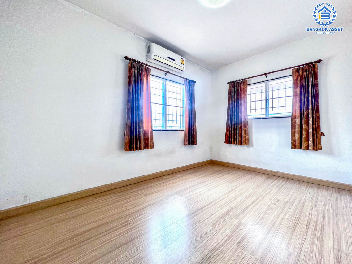 *****ทาวน์เฮ้าส์มือสองปทุมธานี โครงการ พฤกษา65/1 คลองหลวง หลังมุม! เนื้อที่กว้างถึง 24.4 ตร.ว. ฟังก์ชัน 3 ห้องนอน 2 ห้องน้ำ 1 ที่จอดรถ บ้านต่อเติมเต็ม แถมฟรี! 2 เครื่องปรับอากาศ 1 เครื่องดูดควัน ปั๊มน้ำพร้อมแทงค์น้ำ บนทำเลเข้า-ออกเมืองสะดวก เชื่อมต่อถนนพหลโยธิน ใกล้จุดขึ้นทางด่วน "ดอนเมืองโทลเวย์"