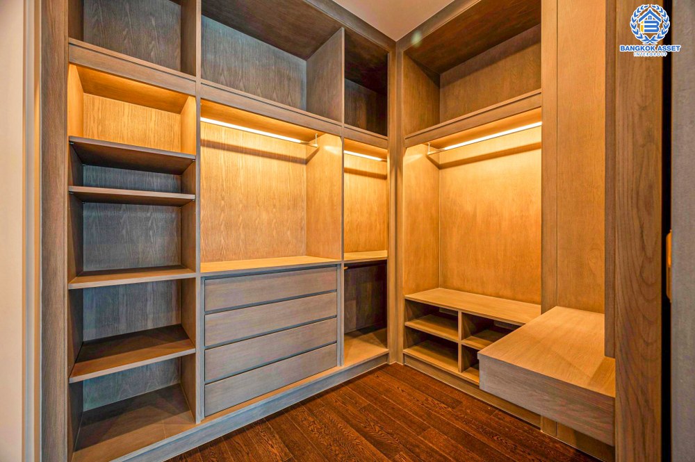 *****บ้านเดี่ยวมือสอง โครงการ เศรษฐสิริ แจ้งวัฒนะ-ประชาชื่น2 เนื้อที่ 132.60 ตร.ว. ฟังก์ชัน 5 ห้องนอน 5 ห้องน้ำ 6 ที่จอดรถ ตกแต่งเรียบหรู เฟอร์นิเจอร์ครบ พร้อมเข้าอยู่ หน้าโครงการติดถนนประชาชื่น เชื่อมต่อถนนงามวงศ์วาน รถไฟฟ้าสายสีชมพู "สถานีเมืองทองธานี" และจุดขึ้นทางด่วน "แจ้งวัฒนะ"