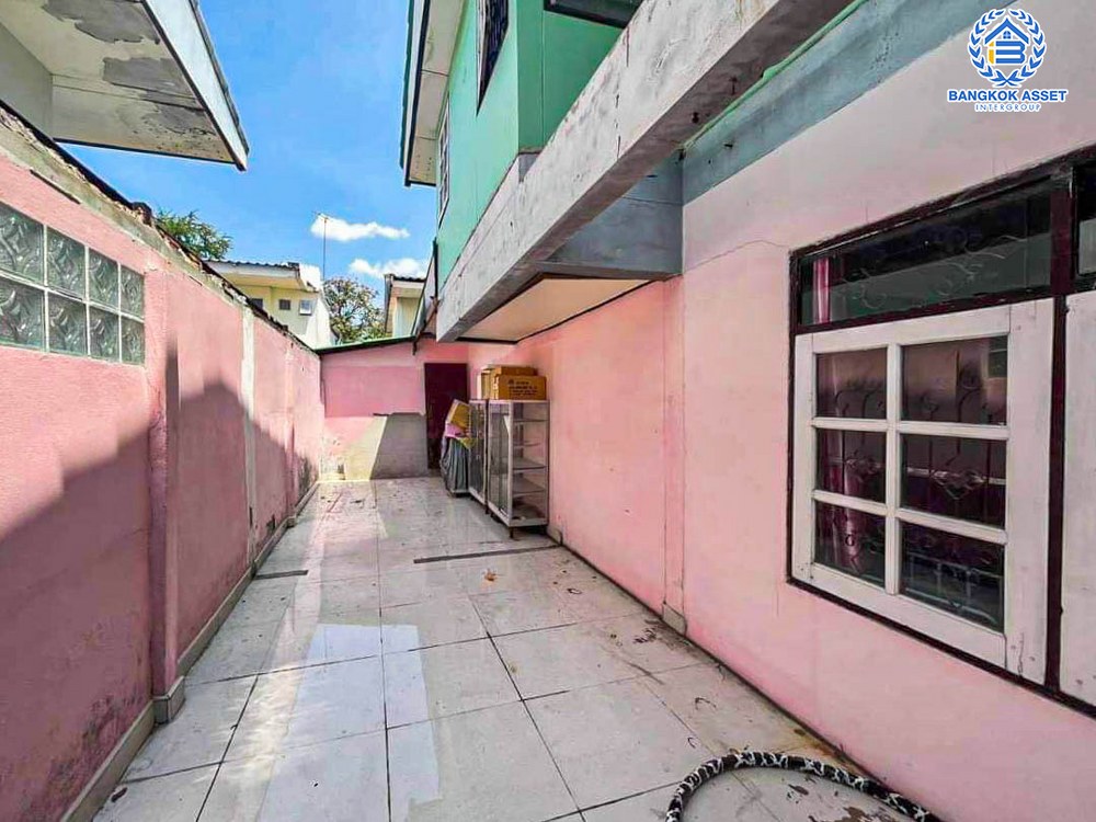 *****บ้านเดี่ยวมือสอง โครงการ เธียรสวน รามอินทรา5 เนื้อที่ 54 ตร.ว. ฟังก์ชัน 4 ห้องนอน 3 ห้องน้ำ 3 ที่จอดรถ บ้านสภาพสวย พร้อมเข้าอยู่ โครงการบนทำเลเดินทางสะดวก เชื่อมต่อถนนรามอินทรา ถนนพหลโยธิน ถนนเกษตร-นวมินทร์ ใกล้รถไฟฟ้าสายสีเขียว "สถานีสะพานใหม่" และจุดขึ้นทางด่วน "วงเเหวนตะวันออก-บางปะอิน"