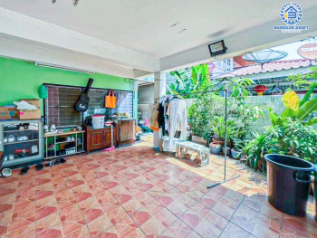 *****บ้านเดี่ยวมือสอง โครงการ เธียรสวน รามอินทรา5 เนื้อที่ 54 ตร.ว. ฟังก์ชัน 4 ห้องนอน 3 ห้องน้ำ 3 ที่จอดรถ บ้านสภาพสวย พร้อมเข้าอยู่ โครงการบนทำเลเดินทางสะดวก เชื่อมต่อถนนรามอินทรา ถนนพหลโยธิน ถนนเกษตร-นวมินทร์ ใกล้รถไฟฟ้าสายสีเขียว "สถานีสะพานใหม่" และจุดขึ้นทางด่วน "วงเเหวนตะวันออก-บางปะอิน"