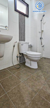 *****บ้านแฝดมือสอง ธนาฮาบิเเทต ราชพฤกษ์-สิรินทร เนื้อที่ 35.40 ตร.ว. ฟังก์ชัน 3 ห้องนอน 3 ห้องน้ำ 2 ที่จอดรถ บ้านสภาพดีเยี่ยม เหมือนใหม่พร้อมเข้าอยู่ได้มันที บนทำเลเดินทางสะดวก เชื่อมต่อถนนสิรินธร ถนนราชพฤกษ์ ถนนบรมราชชนนี ใกล้เดอะวอล์ค ราชพฤกษ์ และจุดขึ้นทางด่วน "ศรีรัช"