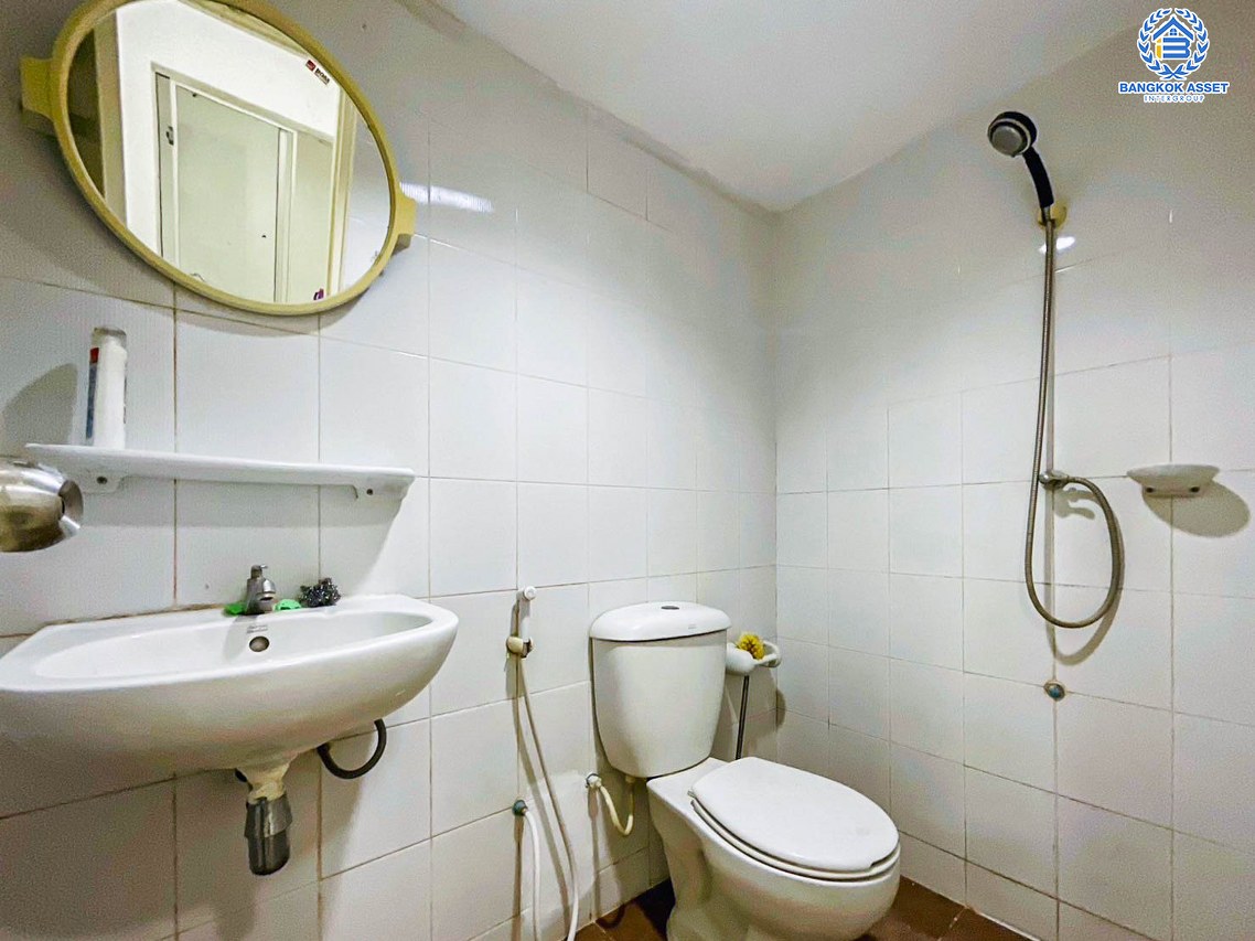 *****ทาวน์เฮ้าส์มือสองนนทบุรี โครงการ พฤกษา49 กาญจนาภิเษก เนื้อที่ 17.4 ตร.ว. ฟังก์ชัน 3 ห้องนอน 2 ห้องน้ำ 1 ที่จอดรถ บ้านน่าอยู่ พร้อมเข้าอยู่ บนทำเลแห่งการเดินทาง ใกล้รถไฟฟ้าสายสีม่วง "สถานีสามเเยกบางใหญ่" และจุดขึ้นทางด่วน "ศรีรัช" จองเลย!