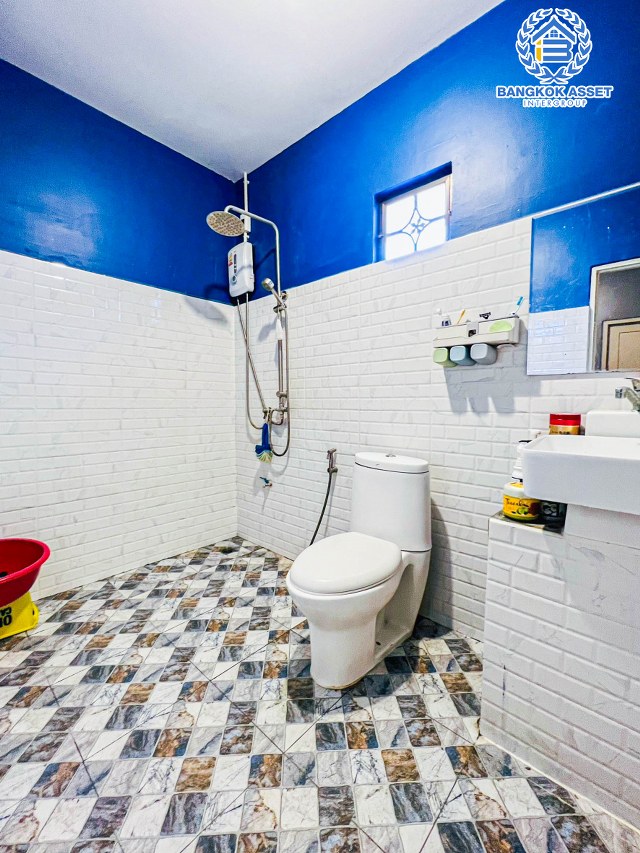 *****ทาวน์เฮ้าส์มือสองนนทบุรี หมู่บ้าน พฤกษา30/2 วัดลาดปลาดุก #หลังมุม เนื้อที่กว้างขวางถึง 41.4 ตร.ว. ฟังก์ชัน 5 ห้องนอน 2 ห้องน้ำ พื้นที่เยอะ ติดสวน ต่อเติมเต็มพื้นที่ แถมฟรี! 3 เครื่องปรับอากาศ บนทำเลแห่งการเดินทาง ใกล้เซ็นทรัลเวสต์เกต และรถไฟฟ้าสายสีม่วง "สถานีคลองบางไผ่" จองด่วน!!