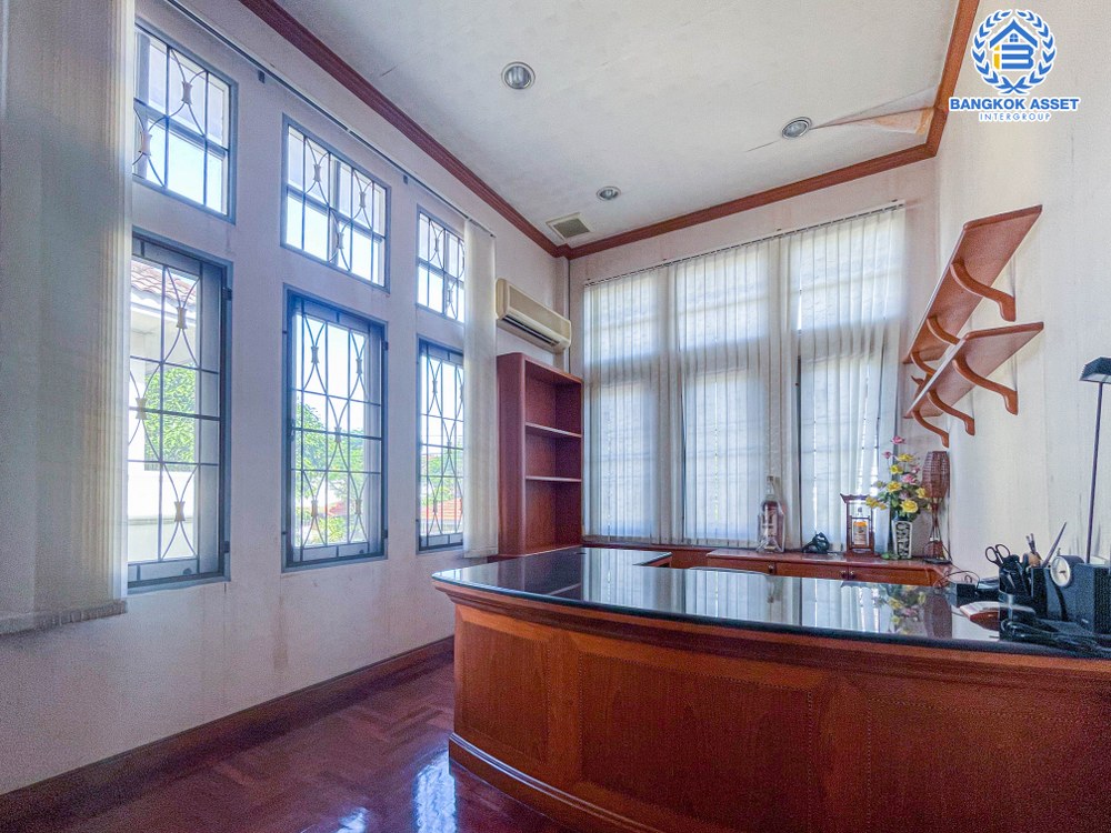 *****บ้านเดี่ยวมือสอง โครงการ เพอร์เฟคเพลส ไทรม้า เนื้อที่กว้างขวางถึง 60 ตร.ว. ฟังก์ชัน 3 ห้องนอน 4 ห้องน้ำ ที่จอดรถ 2 คัน ต่อเติมภายในสวย มีห้องน้ำในตัวทุกห้องนอน บนทำเลแห่งการเดินทาง เชื่อมต่อถนนรัตนาธิเบศร์ ถนน ใกล้รถไฟฟ้าสายสีม่วง "สถานีบางรักน้อยท่าอิฐ" และทางด่วน "งามวงศ์วาน"...