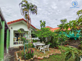 *****บ้านเดี่ยวมือสองเชียงใหม่ หมู่บ้าน บ้านเกษตรใหม่ เนื้อที่กว้างมากถึง 63 ตร.ว. ฟังก์ชัน 2 ห้องนอน 1 ห้องน้ำ แถมฟรี! 2 เครื่องปรับอากาศ บนทำเลเชื่อมต่อถนนรอบเมืองเชียงใหม่ ใกล้มหาวิทยาลัยแม่โจ้ เพียง 6 นาทีเท่านั้น! จองเลย