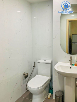 *****ทาวน์เฮ้าส์มือสองโครงการ บริติช เพลส ถนนพุทธมณฑลสาย5 เนื้อที่ 20.20 ตร.ว. ฟังก์ชัน 3 ห้องนอน 2 ห้องน้ำ ภายในตกแต่งสไตล์คลาสสิค พร้อมเข้าอยู่ บนทำเลเดินทางสะดวก เชื่อมต่อถนนพุทธมณฑลสาย5 ถนนปิ่นเกล้า-นครชัยศรี ถนนศาลายา-นครชัยศรี ใกล้รถไฟฟ้าสายสีแดง ตลิ่งชัน-ศาลายา