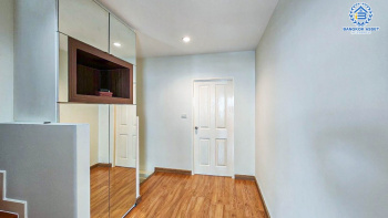 *****ทาวน์โฮม 3 ชั้นมือสอง โครงการ The Exclusive อ่อนนุช เนื้อที่ 20.60 ตร.ว. ฟังก์ชัน 4 ห้องนอน 3 ห้องน้ำ 2 ที่จอดรถ บ้านสภาพดีเยี่ยม ตกแต่งสไตล์โมเดิร์น พร้อมอยู่ บนทำใจกลางเมือง เดินทางสะดวก เชื่อมต่อถนนอ่อนนุช ถนนศรีนครินทร์ ใกล้รถไฟฟ้าสายสีเหลือง "สถานีศรีนุช"