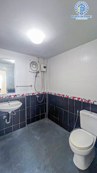 *****ทาวน์โฮม 3 ชั้นมือสอง โครงการ The Exclusive อ่อนนุช เนื้อที่ 20.60 ตร.ว. ฟังก์ชัน 4 ห้องนอน 3 ห้องน้ำ 2 ที่จอดรถ บ้านสภาพดีเยี่ยม ตกแต่งสไตล์โมเดิร์น พร้อมอยู่ บนทำใจกลางเมือง เดินทางสะดวก เชื่อมต่อถนนอ่อนนุช ถนนศรีนครินทร์ ใกล้รถไฟฟ้าสายสีเหลือง "สถานีศรีนุช"