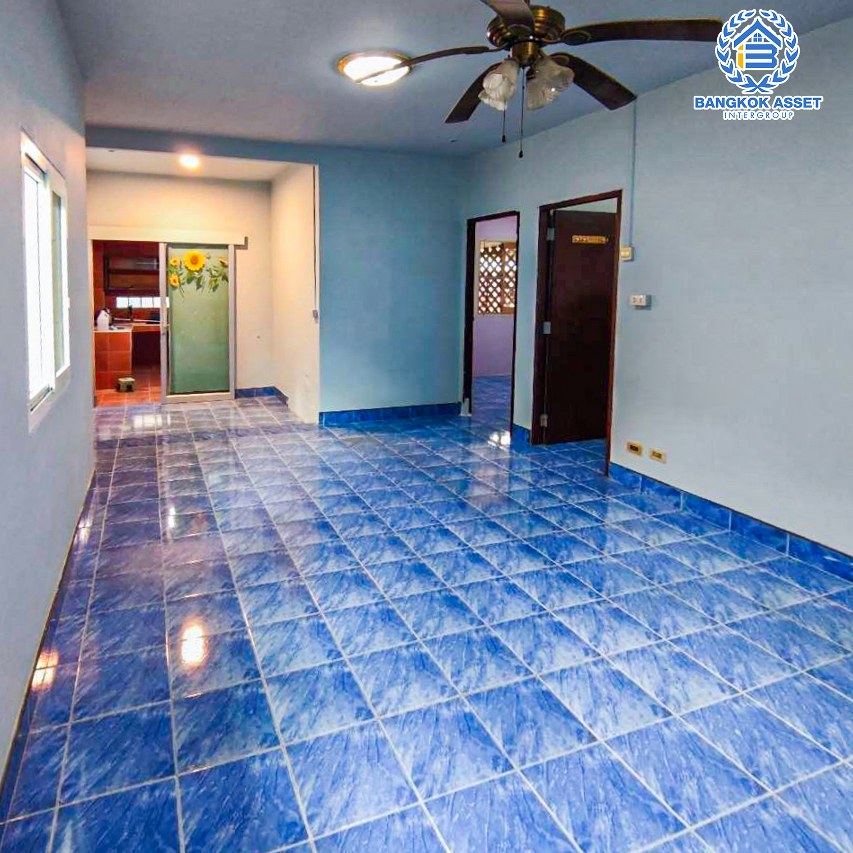 *****บ้านเดี่ยวชั้นเดียวมือสองนนทบุรี โครงการ อริสรา1 กาญจนาภิเษก เนื้อที่กว้างมากถึง 100 ตร.ว. ฟังก์ชัน 4 ห้องนอน 2 ห้องน้ำ 3 ที่จอดรถ บ้านเนื้อที่เยอะ บนทำเลแห่งการเดินทาง เชื่อมต่อถนนกาญจนาภิเษก ใกล้รถไฟฟ้าสายสีม่วง "สถานีบางพลู" ในราคาสุดคุ้ม!!