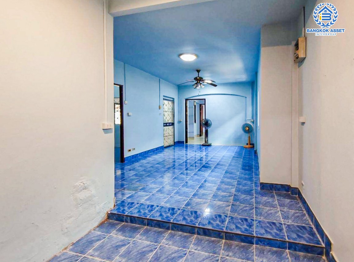 *****บ้านเดี่ยวชั้นเดียวมือสองนนทบุรี โครงการ อริสรา1 กาญจนาภิเษก เนื้อที่กว้างมากถึง 100 ตร.ว. ฟังก์ชัน 4 ห้องนอน 2 ห้องน้ำ 3 ที่จอดรถ บ้านเนื้อที่เยอะ บนทำเลแห่งการเดินทาง เชื่อมต่อถนนกาญจนาภิเษก ใกล้รถไฟฟ้าสายสีม่วง "สถานีบางพลู" ในราคาสุดคุ้ม!!