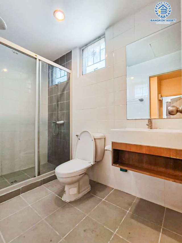 *****ทาวน์เฮ้าส์มือสองสมุทรปราการ โครงการ The color leisure บางนา-กม.10 เนื้อที่กว้าง 21.4 ตร.ว. ฟังก์ชัน 3 ห้องนอน 2 ห้องน้ำ 2 ที่จอดรถ แถมฟรี! 2 เครื่องปรับอากาศ บนทำเลเชื่อมต่อถนนบางนา-ตราด, ถนนเทพารักษ์ ใกล้สนามบินสุวรรณภูมิ และทางด่วน "บางนา-ตราด" ราคาถูกสุดในย่านนี้!