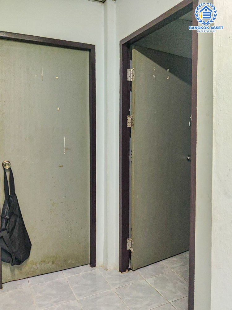 *****ทาวน์เฮ้าส์มือสอง โครงการ ภัทราวรรณ ชัยพฤกษ์-แจ้งวัฒนะ เนื้อที่ 17 ตร.ว. ฟังก์ชัน 2 ห้องนอน 2 ห้องน้ำ 1 ที่จอดรถ บ้านสภาพดีเยี่ยม พร้อมเข้าอยู่ บนทำเลเดินทางสะดวก เชื่อมต่อถนนชัยพฤกษ์ ถนนแจ้งวัฒนะ ใกล้รถไฟฟ้าสายสีม่วง "สถานีคลองบางไผ่" และจุดขึ้นทางด่วน "ศรีรัช"