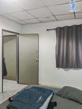 *****ทาวน์เฮ้าส์มือสอง โครงการ ภัทราวรรณ ชัยพฤกษ์-แจ้งวัฒนะ เนื้อที่ 17 ตร.ว. ฟังก์ชัน 2 ห้องนอน 2 ห้องน้ำ 1 ที่จอดรถ บ้านสภาพดีเยี่ยม พร้อมเข้าอยู่ บนทำเลเดินทางสะดวก เชื่อมต่อถนนชัยพฤกษ์ ถนนแจ้งวัฒนะ ใกล้รถไฟฟ้าสายสีม่วง "สถานีคลองบางไผ่" และจุดขึ้นทางด่วน "ศรีรัช"