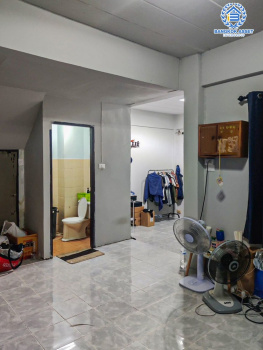 *****ทาวน์เฮ้าส์มือสอง โครงการ ภัทราวรรณ ชัยพฤกษ์-แจ้งวัฒนะ เนื้อที่ 17 ตร.ว. ฟังก์ชัน 2 ห้องนอน 2 ห้องน้ำ 1 ที่จอดรถ บ้านสภาพดีเยี่ยม พร้อมเข้าอยู่ บนทำเลเดินทางสะดวก เชื่อมต่อถนนชัยพฤกษ์ ถนนแจ้งวัฒนะ ใกล้รถไฟฟ้าสายสีม่วง "สถานีคลองบางไผ่" และจุดขึ้นทางด่วน "ศรีรัช"