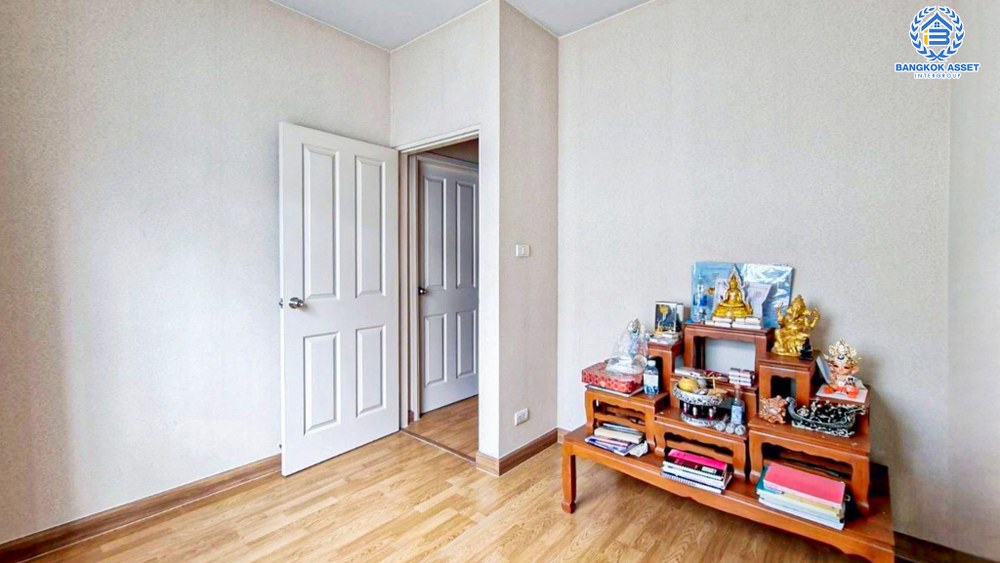 *****ทาวน์เฮ้าส์มือสอง โครงการ อารียาเดอะคัลเลอร์ เฟส5 บางนา-ตราด เนื้อที่ 29.20 ตร.ว. ฟังก์ชัน 3 ห้องนอน 2 ห้องน้ำ 1 ที่จอดรถ บ้านสภาพเหมือนใหม่ บนทำเลเดินทางสะดวก เชื่อมต่อถนนกาญจนาภิเษก(วงแหวนรอบนอก) ถนนสนามแดง เข้าในเมืองได้อย่างง่ายดายด้วยถนนสุขุมวิท113