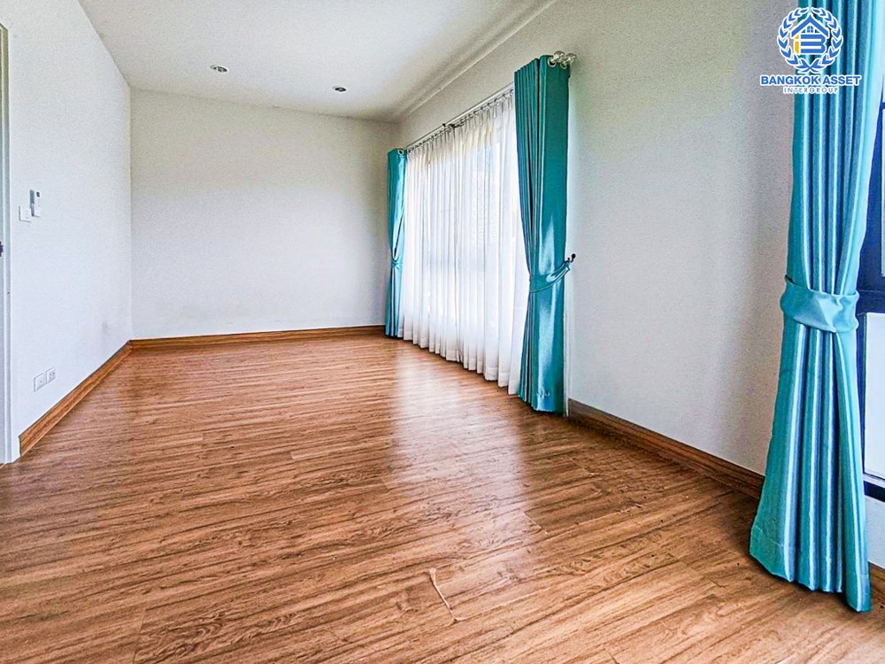 *****ทาวน์เฮ้าส์มือสอง โครงการ เดอะโมดิช ชัยพฤกษ์-วงแหวน หลังมุม เนื้อที่ 25.50 ตร.ว. ฟังก์ชัน 3 ห้องนอน 2 ห้องน้ำ 1 ที่จอดรถ พื้นที่ใช้สอยกว้างขวาง ภายในสภาพเหมือนใหม่ พร้อมเข้าอยู่ บนทำเลเดินทางสะดวกสบาย เชื่อมต่อถนนบางกรวย-ไทรน้อย ถนนราชพฤกษ์ ซอยวัดลาดปลาดุก