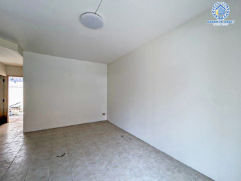 *****ทาวน์เฮ้าส์มือสองนนทบุรี โครงการ พฤกษา33 กาญจนาภิเษก เนื้อที่ 18 ตร.ว. ฟังก์ชัน 3 ห้องนอน 2 ห้องน้ำ 1 ที่จอดรถ บนทำเลแห่งการเดินทาง เชื่อมต่อถนนกาญจนาภิเษก, ถนนบ้านกล้วย-ไทรน้อย, ถนนรัตนาธิเบศร์ ใกล้รถไฟฟ้าสายสีม่วง "สถานีสถานีคลองบางไผ่" และจุดขึ้นทางด่วน "ศรีรัช"