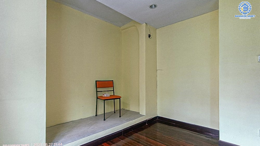 *****บ้านเดี่ยวลาดพร้าว71 ทำเลดีมาก เนื้อที่ 50 ตร.ว. ฟังก์ชัน 3 ห้องนอน 3 ห้องน้ำ บ้านสภาพดีเยี่ยม มีพื้นที่รอบบ้านกว้างขวาง บนทำเลสามารถเดินทางเข้า-ออกในเมืองสะดวก เชื่อมต่อถนนนาคนิวาส ถนนเลียบทางด่วนรามอินทราอาจณรงค์ ซอยลาดพร้าว71