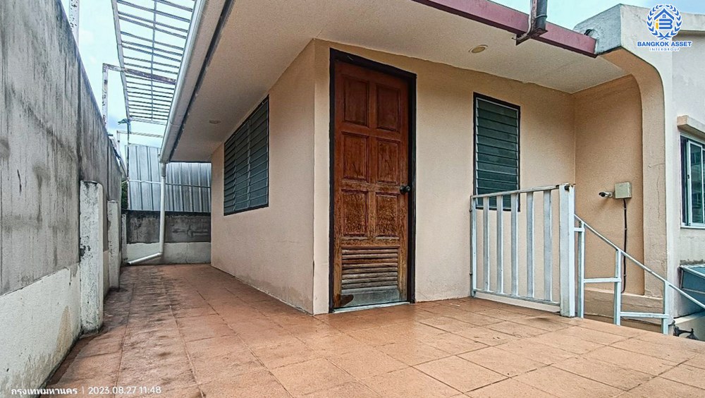 *****บ้านเดี่ยวลาดพร้าว71 ทำเลดีมาก เนื้อที่ 50 ตร.ว. ฟังก์ชัน 3 ห้องนอน 3 ห้องน้ำ บ้านสภาพดีเยี่ยม มีพื้นที่รอบบ้านกว้างขวาง บนทำเลสามารถเดินทางเข้า-ออกในเมืองสะดวก เชื่อมต่อถนนนาคนิวาส ถนนเลียบทางด่วนรามอินทราอาจณรงค์ ซอยลาดพร้าว71